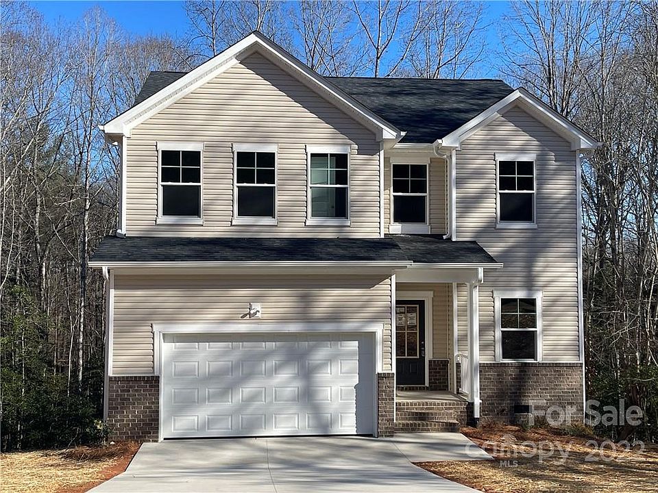 1st image of 104 Birchwood Dr #9