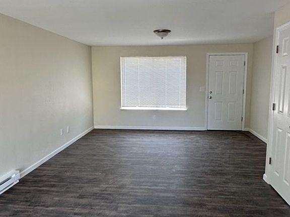 2nd image of 110 Stanford Dr #A