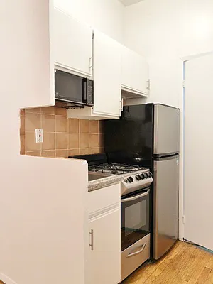 Rented by Best Apartments North Inc | media 37