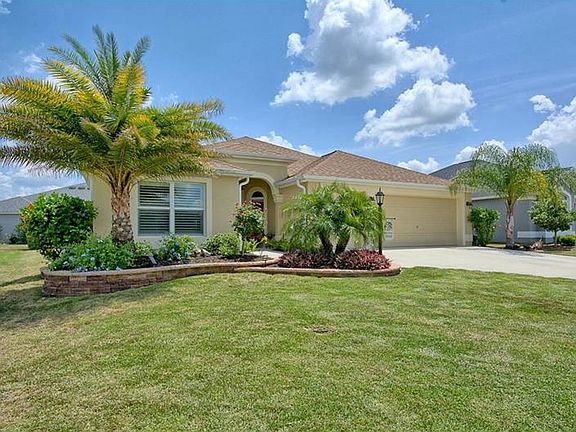 2nd image of 3043 Bradshaw Ln