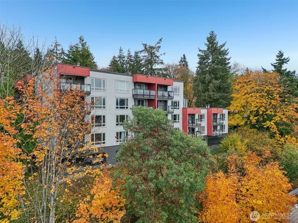 145 105th Avenue SE #43, Bellevue, WA 98004