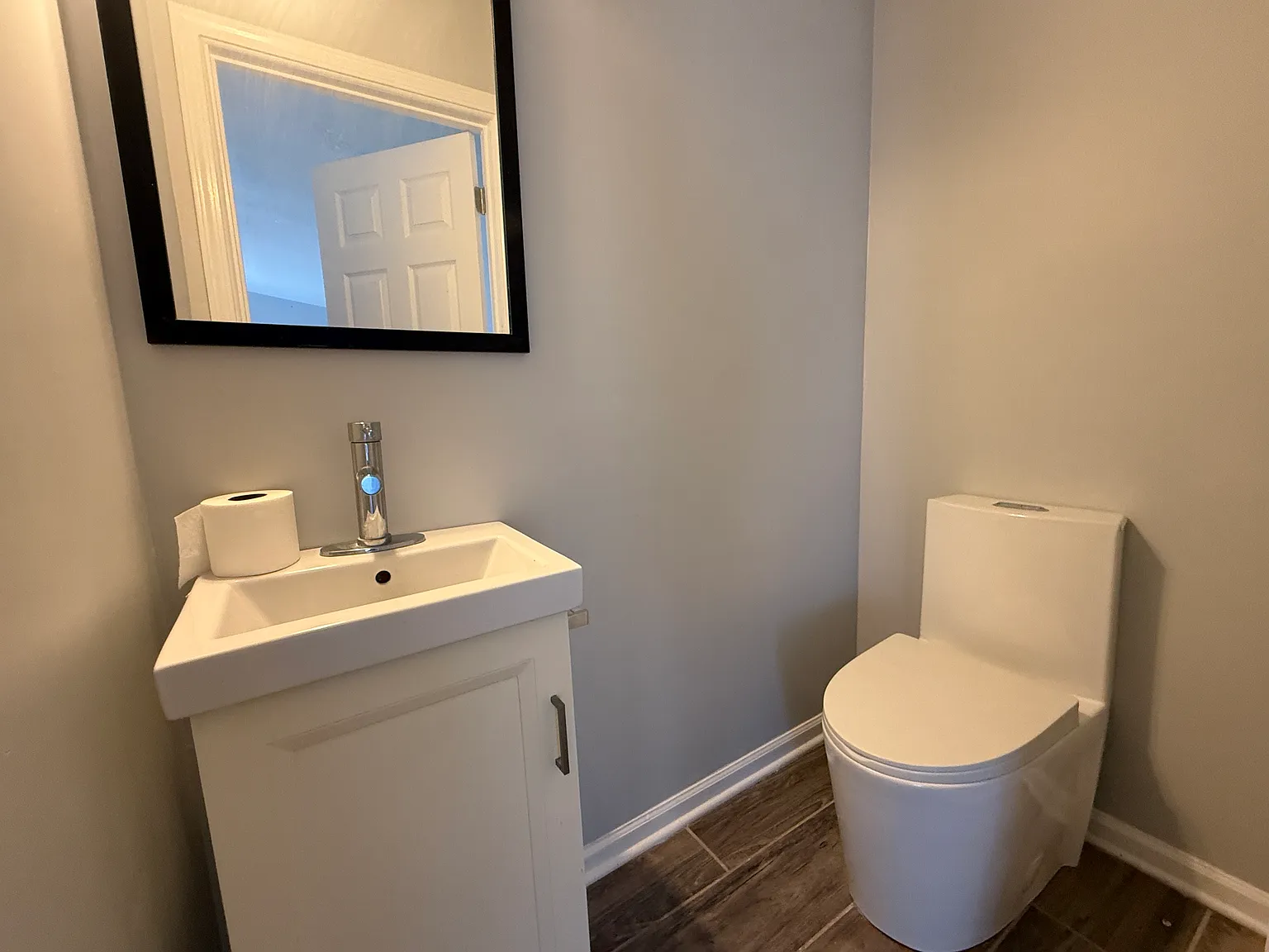 3 bed, 1392 sqft, $2,200 — Photo 2