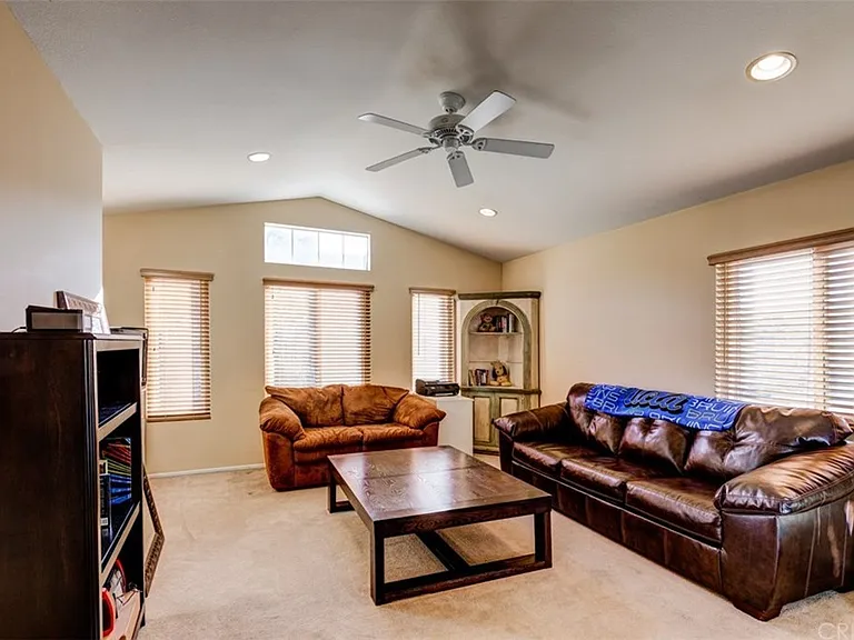 5199 Carmento Dr — Photo 2