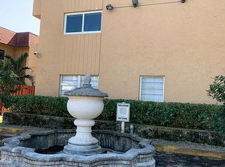 9970 SW 88th St APT 918, Miami, FL 33176