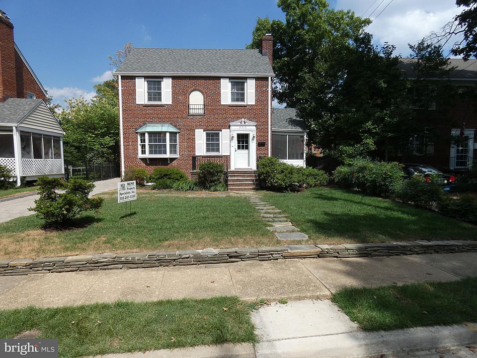 1st image of 2319 N Burlington St