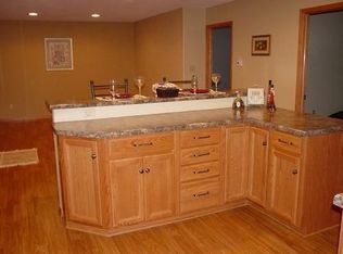 W66N490 Madison Ave, Cedarburg, WI 53012