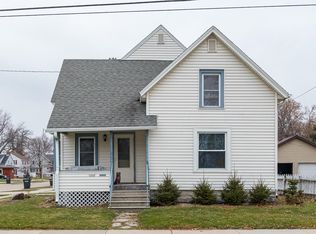 1002 Merritt Ave, Oshkosh, WI 54901