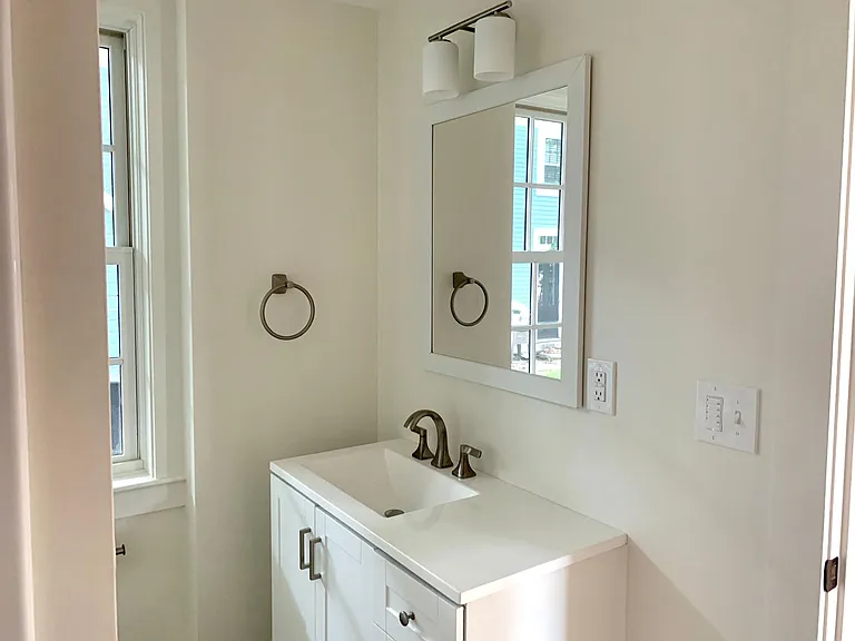 50 Cornwall St #2 — Photo 13