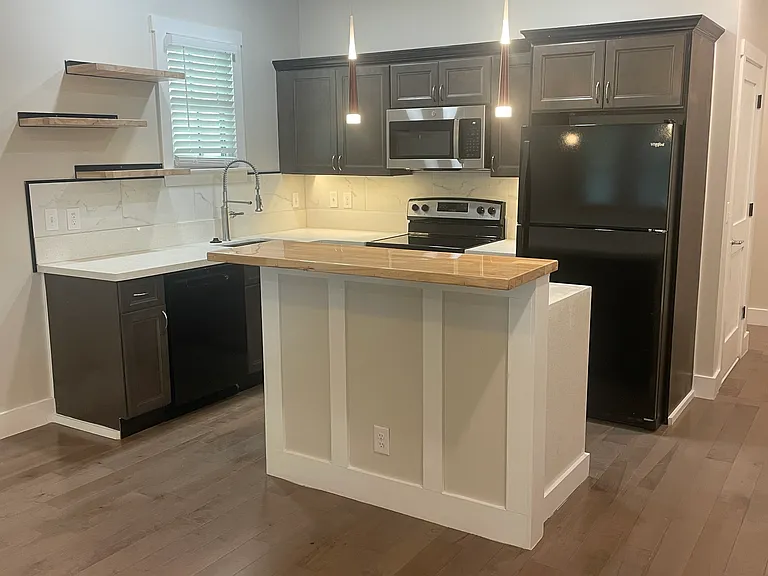 309 W Duffy St #A — Photo 20
