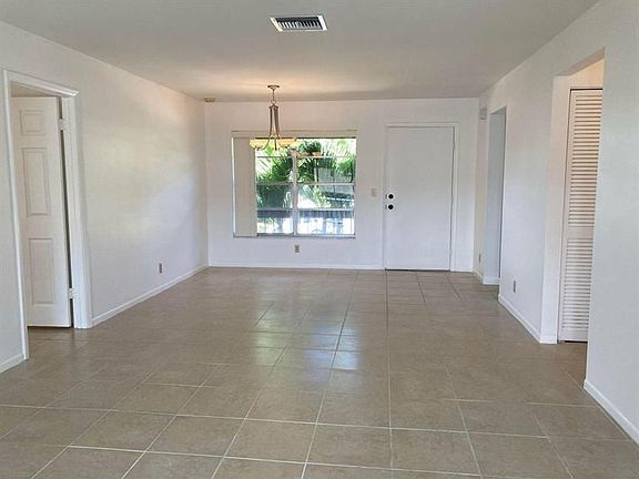 5th image of 13777 Via Aurora APT B