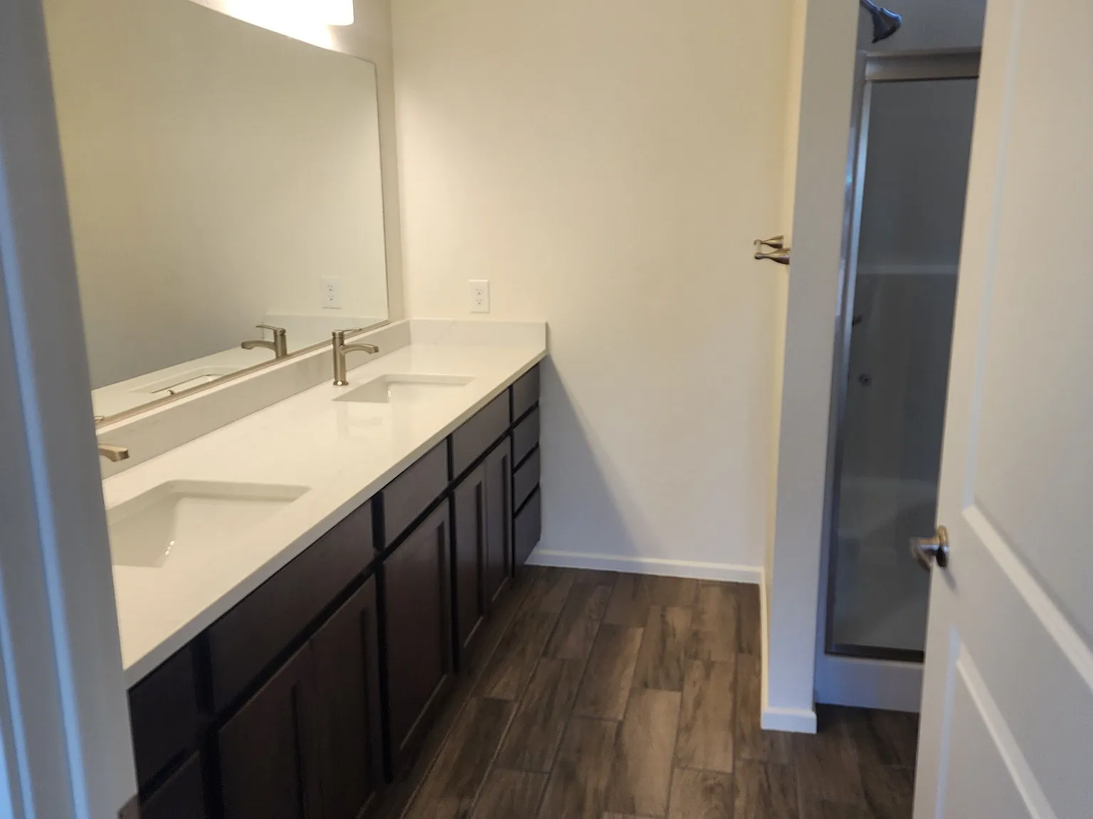 3 bed, 1588 sqft, $1,800 — Photo 2
