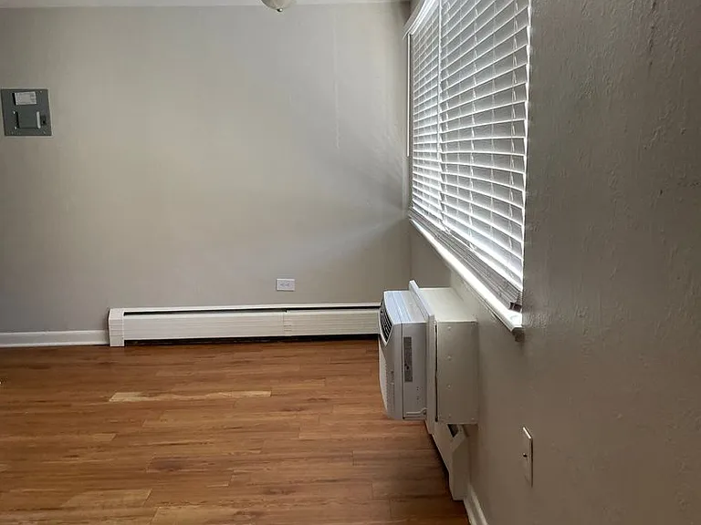 2155 S Josephine St — Photo 17