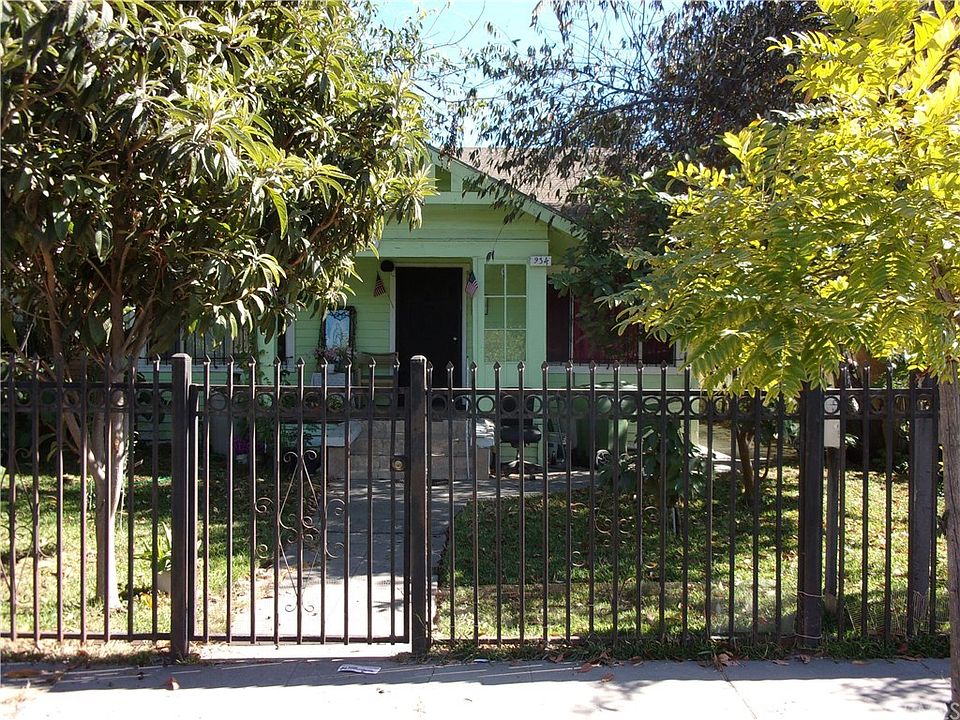 1st image of 932 W 75th St