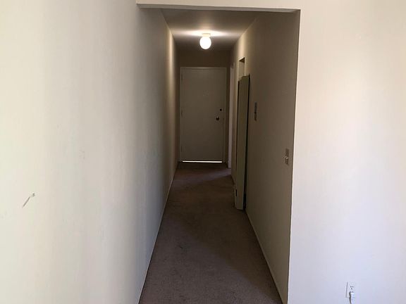 4th image of 2541 Folsom St APT 3