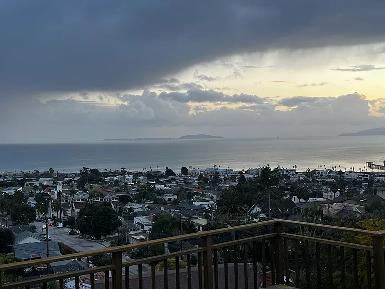 353 Mariposa Dr #H — Photo 14