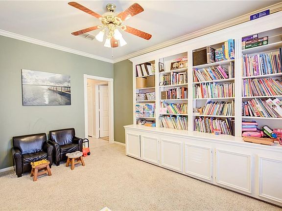 5th image of 1608 Meadow Park Dr
