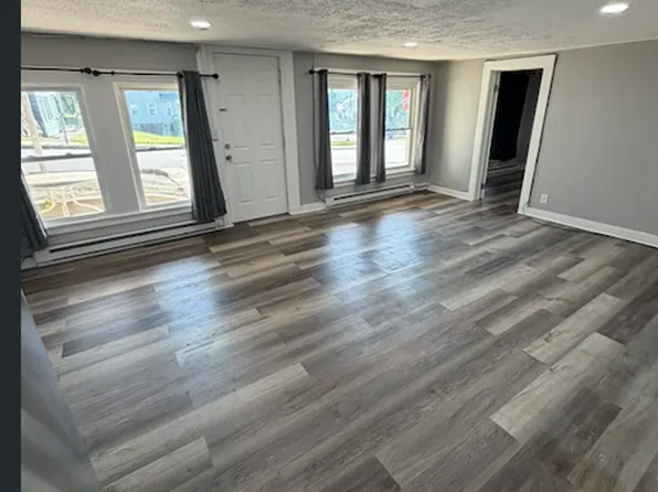 29 Tracy Ave, Griswold, 29 Tracy Ave APT A, Jewett City, CT 06351