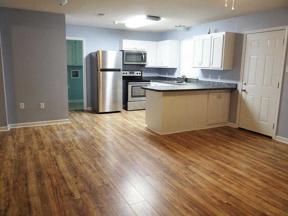 1st image of 2303 Jerlyn Dr