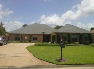 203 Oakmont Dr, Slidell, LA 70460