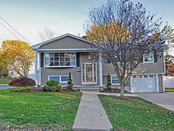 2nd image of 74 Moorland Ave