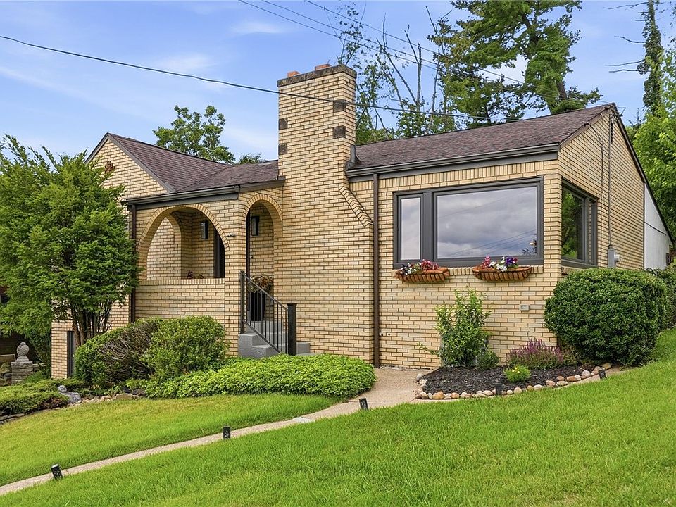 4618 Clubvue Dr, Pittsburgh, PA 15236 | Zillow
