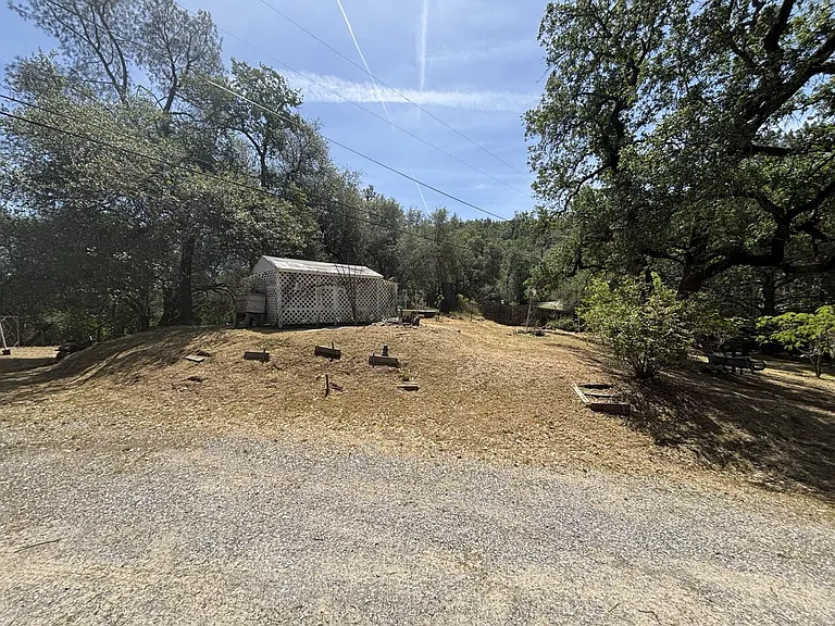 6540 Browns Rd — Photo 17