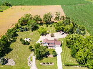 9249 Town Line Rd, Kewaskum, WI 53040