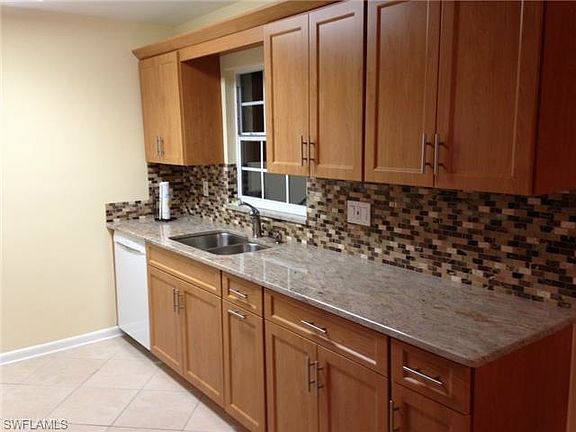 3rd image of 7039 Cedarhurst Dr #13B