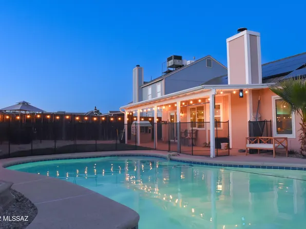 8741 N Holly Brook Ave, Tucson, AZ 85742