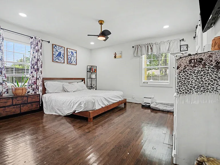 5226 Pomander Rd — Photo 13