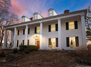 23 W County Line Rd, Barrington Hills, IL 60010