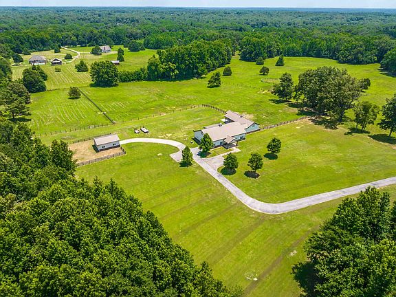 3rd image of 430 Tanasi Dr