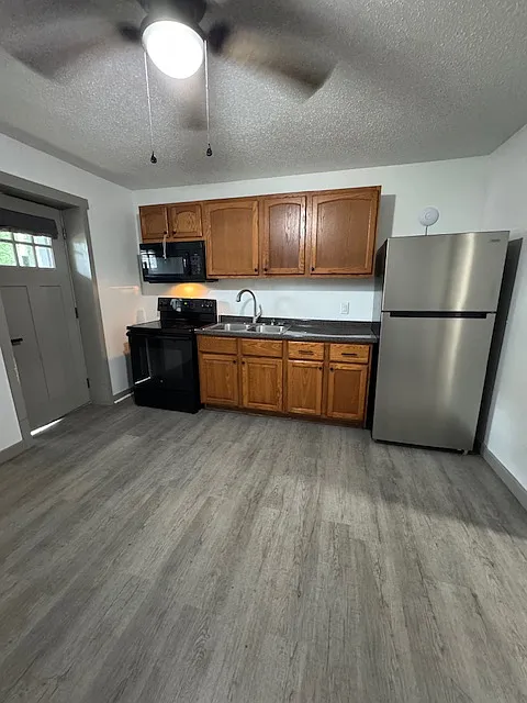 534 Lee St #3