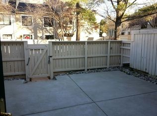 9981 Ridgeline Dr, Gaithersburg, MD 20886