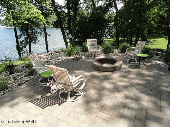 4th image of 32628 Heilberger Dr