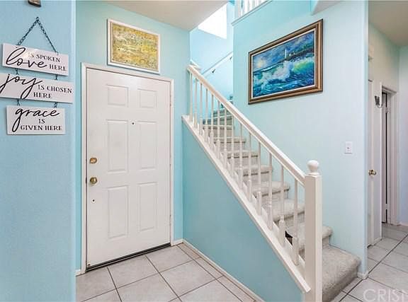 3rd image of 28463 Mayfair Dr