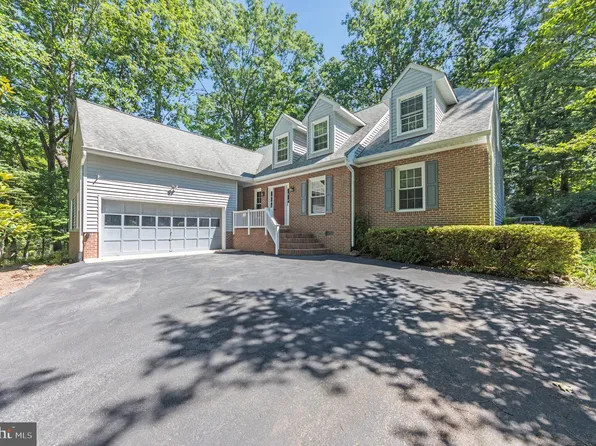 2008 Midshipman Dr, Stafford, VA 22554