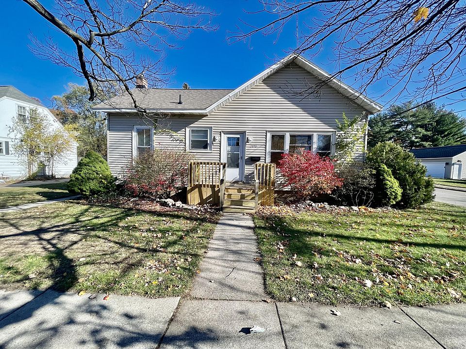 1st image of 2096 Bourdon St