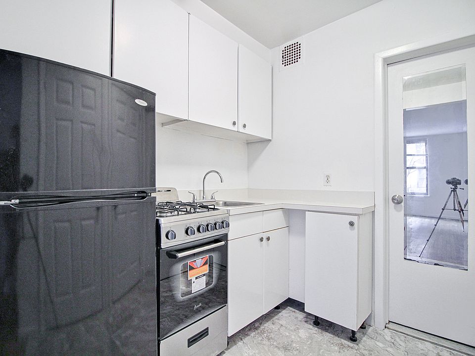 1st image of 239 E 80th St APT 2A