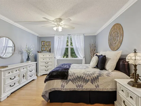 4850 NW 29th Ct APT 325, Fort Lauderdale, FL 33313