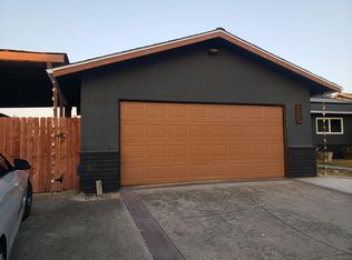704 R St, Newman, CA 95360