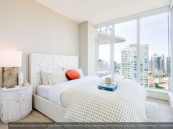 4988 Bennett St #1101, Burnaby, BC V5H 0L1