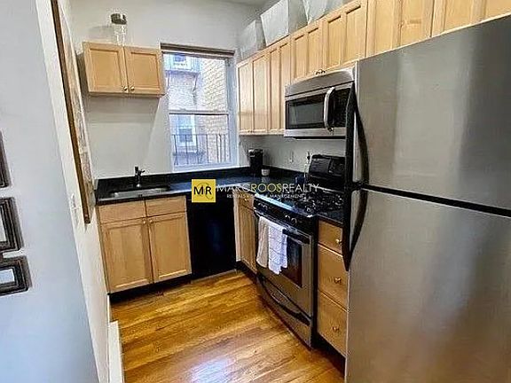 5th image of 85 Park Dr APT 14