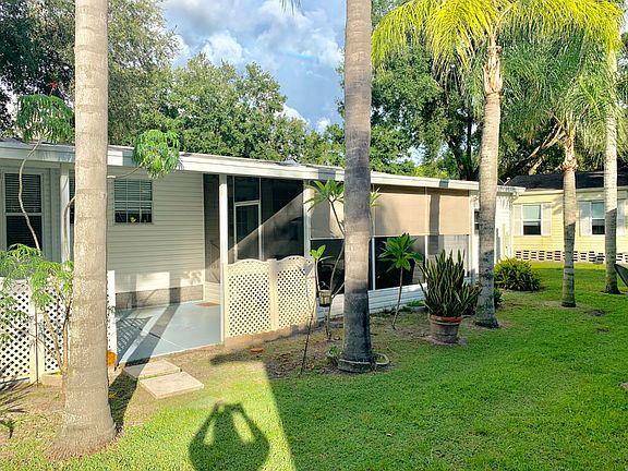 3rd image of 3814 Willaford Dr