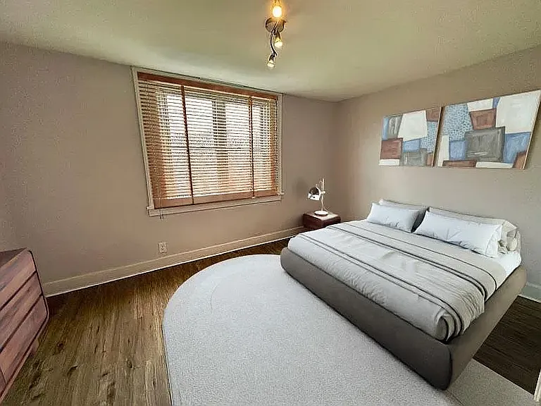5404 Black St #2 — Photo 14