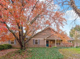 15943 Eagles Landing Ct, Chesterfield, MO 63017