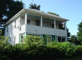 165 Cadora Ave, Warwick, RI 02886