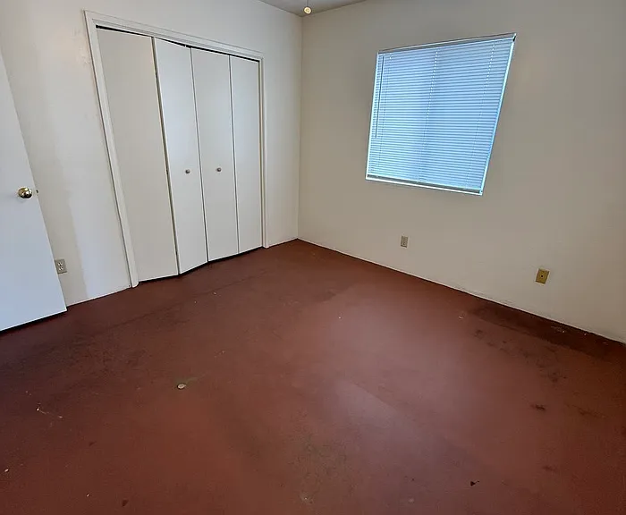 1355 N Columbus Blvd #A — Photo 11