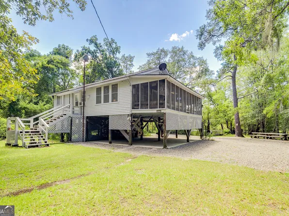 444 Harvey Rd, Bloomingdale, GA 31302