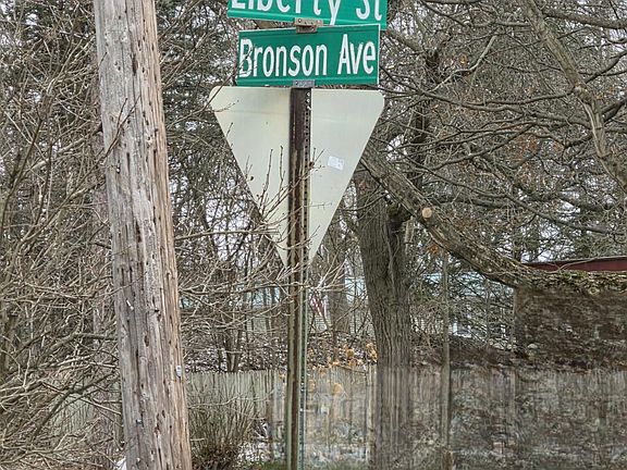2nd image of Bronson Ave